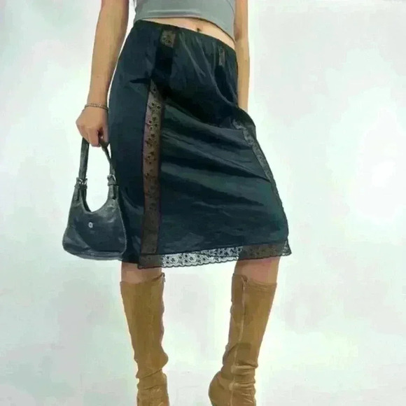 Multi Panel Slip Midi Skirt - Picture 5 of 6